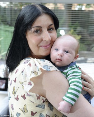 United Kingdom: After Failed Pregnancies Woman Has Baby